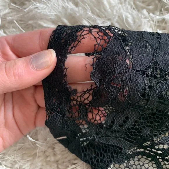 LuckyLeo Black Breeze Cap Sleeve Leotard - Picture 3 of 5